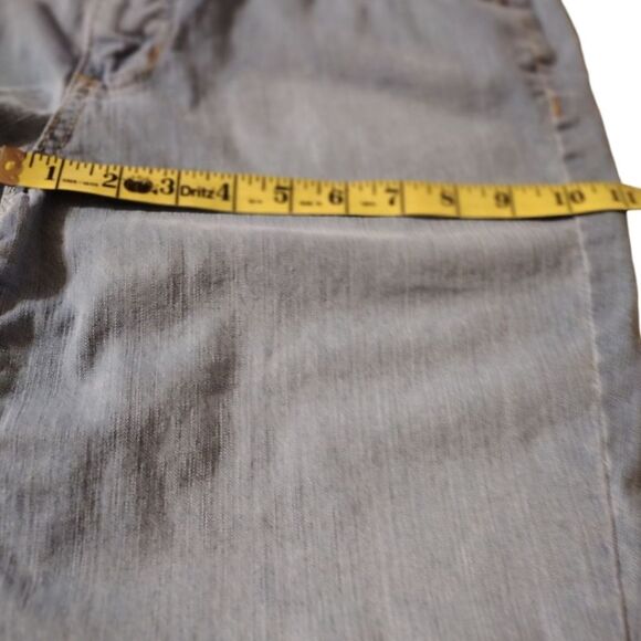 Bandolino Blu Women's Light Blue Missy Sams Capris Jeans Size 8! - Picture 9 of 12